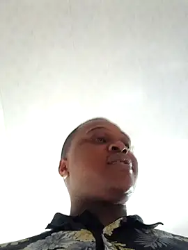 Snapshot of Julio_Don_Dada chatting on July 18, 12:31 pm Julio Don Dada online show from July 18, 12:31 pm