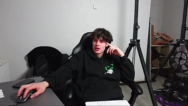 Daniel Shawnn online show from January 5, 7:17 pm