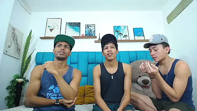 Interracial Snow Bunny online show from March 23, 8:13 pm