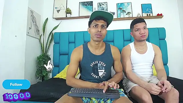 Interracial Snow Bunny online show from May 19, 9:10 pm
