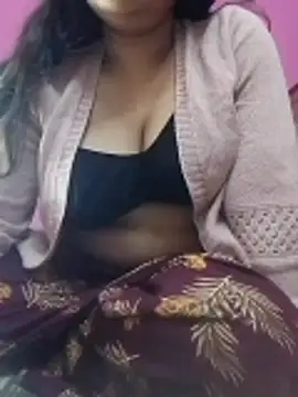 Snapshot of model_simran chatting on March 5, 2:24 pm model simran online show from March 5, 2:24 pm