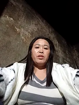 dakota-kis online show from March 4, 11:16 am