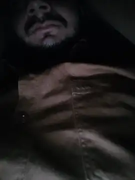 Snapshot of amazingboyyy12 chatting on January 6, 2:04 am amazingboyyy12 online show from January 6, 2:04 am