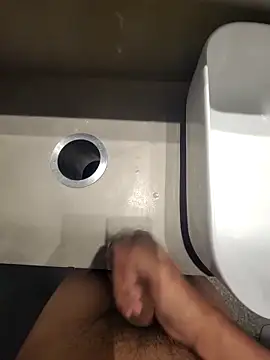 jerryrooh69 online show from February 12, 11:38 am