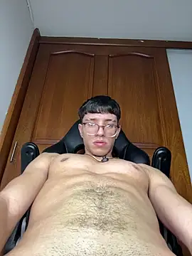 ArthurDavies  online show from March 14, 8:31 am