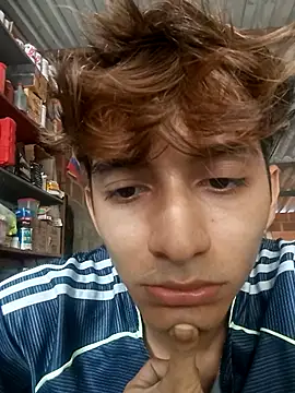 Snapshot of Andy_Kein chatting on February 18, 7:21 pm Andy Kein online show from February 18, 7:21 pm