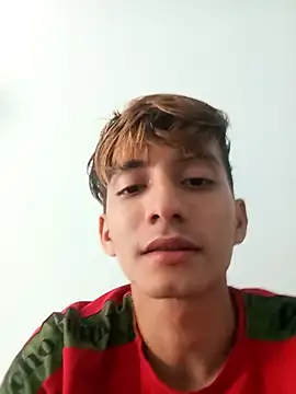 Snapshot of Andy_Kein chatting on March 28, 7:02 pm Andy Kein online show from March 28, 7:02 pm