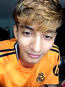 Snapshot of Andy_Kein chatting on April 3, 11:58 pm Andy Kein online show from April 3, 11:58 pm