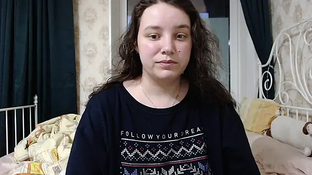 Snapshot of AmazingAllice chatting on February 8, 3:04 pm AmazingAllice online show from February 8, 3:04 pm