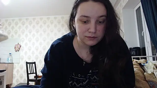 Snapshot of AmazingAllice chatting on February 11, 3:39 pm AmazingAllice online show from February 11, 3:39 pm