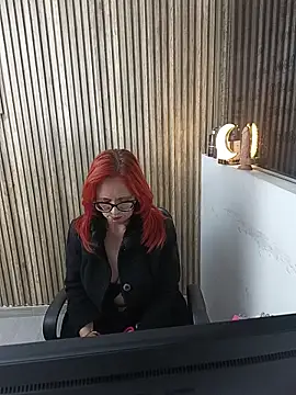 MarianaMonsalve  online show from February 6, 4:06 am