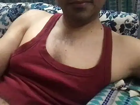 Snapshot of sundar85m chatting on April 7, 7:03 pm sundar85m online show from April 7, 7:03 pm