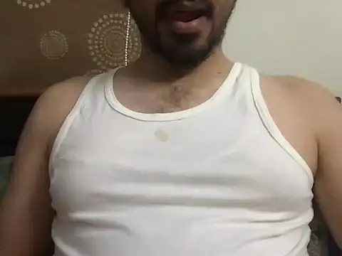 Snapshot of sundar85m chatting on May 8, 6:35 pm sundar85m online show from May 8, 6:35 pm