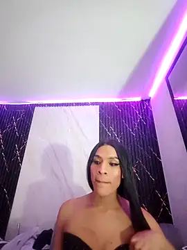 Snapshot of Isis_Hot__ chatting on March 2, 7:59 am Isis Hot online show from March 2, 7:59 am