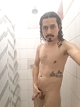 Snapshot of CarlosGM77 chatting on February 8, 8:34 pm CarlosGM77 online show from February 8, 8:34 pm