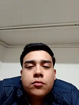 Snapshot of Yosoyelmismo-6737 chatting on January 15, 4:28 am Yosoyelmismo-6737 online show from January 15, 4:28 am