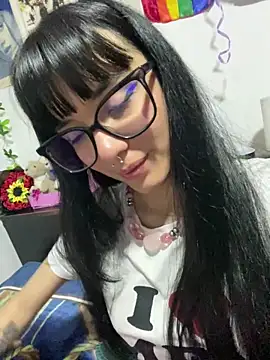 vampx   online show from February 3, 3:48 am