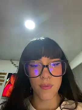 vampx   online show from February 6, 3:00 am