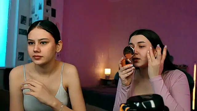 Doublechocolatee online show from February 2, 9:41 am