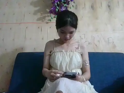 Snapshot of Navy_Vina chatting on March 20, 5:56 am Navy Vina online show from March 20, 5:56 am