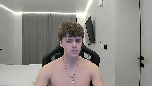 bonekoambalabu online show from March 10, 11:43 pm