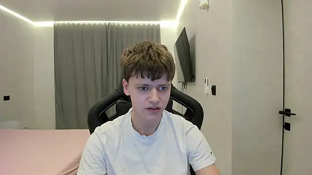 bonekoambalabu online show from April 3, 12:41 am