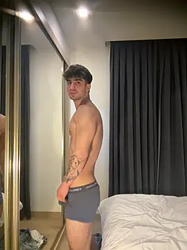 Snapshot of nomorelies chatting on February 17, 8:04 pm nomorelies online show from February 17, 8:04 pm