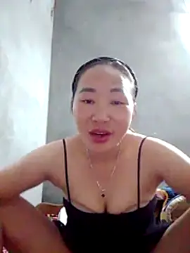 Fading roses online show from April 2, 11:02 pm