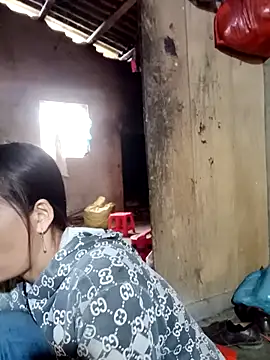 muamua99 online show from March 4, 3:45 am