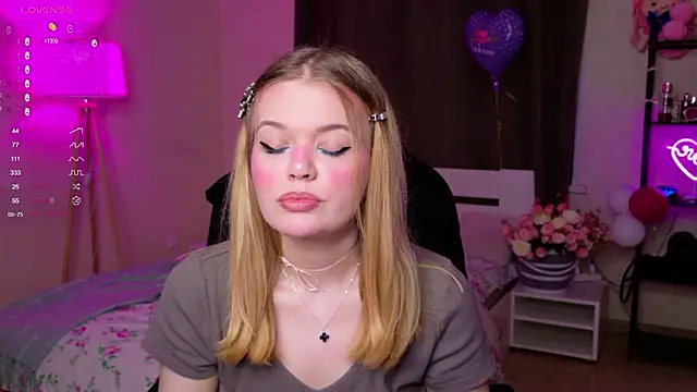 Elioraa online show from February 2, 5:22 pm