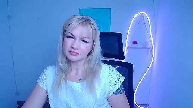 Madonna Fire online show from March 29, 6:57 am