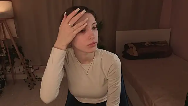 BrianneMallory online show from March 9, 6:06 am