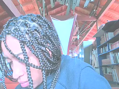 Snapshot of Kharol_cool chatting on February 2, 1:32 pm Kharol cool online show from February 2, 1:32 pm