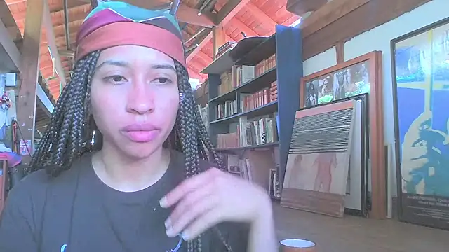 Snapshot of Kharol_cool chatting on February 4, 6:03 pm Kharol cool online show from February 4, 6:03 pm