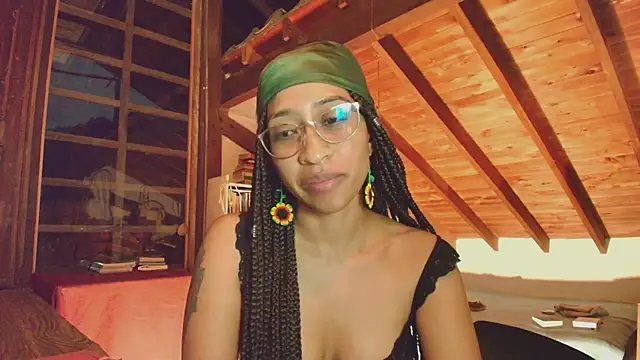 Snapshot of Kharol_cool chatting on February 8, 1:09 am Kharol cool online show from February 8, 1:09 am