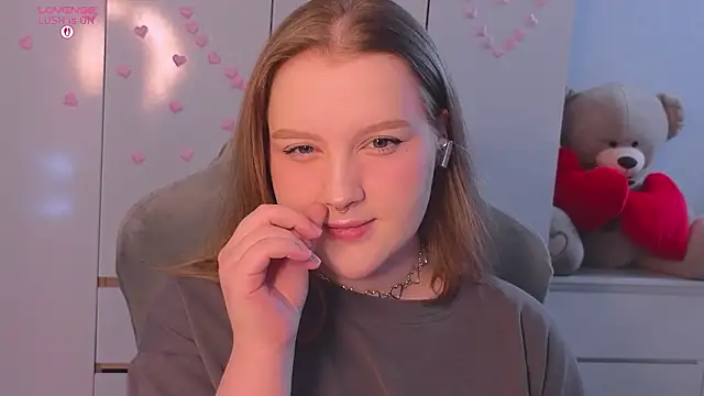 Ol1via online show from February 16, 1:35 am