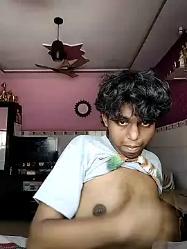 Snapshot of gay_bussy chatting on April 30, 5:03 am gay bussy online show from April 30, 5:03 am