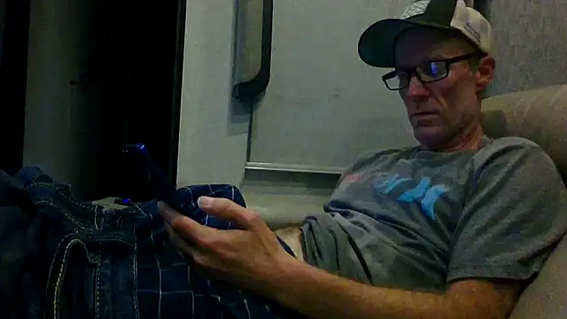 tittycum3636 online show from March 15, 6:52 am