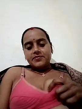 Snapshot of Madhuri_Love143 chatting on February 7, 3:38 pm Madhuri Love143 online show from February 7, 3:38 pm