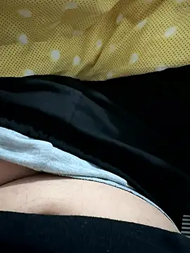 Snapshot of berkayneslihan chatting on January 9, 11:06 pm berkayneslihan online show from January 9, 11:06 pm