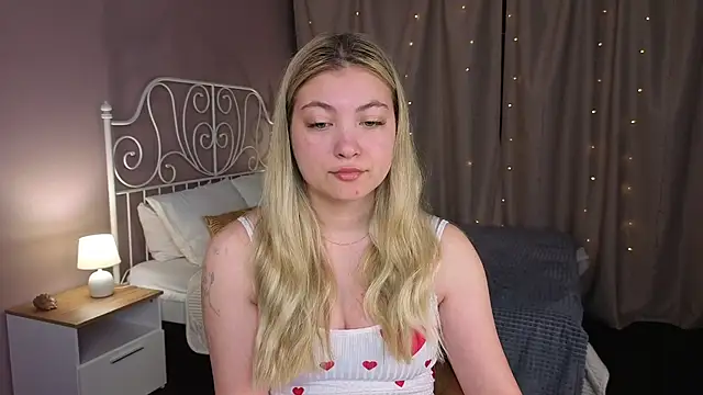 Angel  Grace online show from May 18, 12:07 am