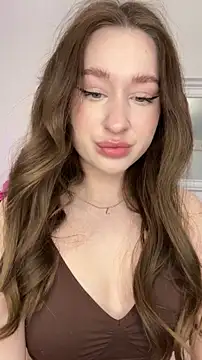 Snapshot of cuteeyesbaby chatting on February 18, 4:19 am cuteeyesbaby online show from February 18, 4:19 am