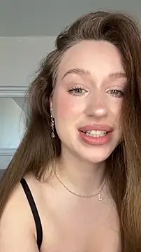 Snapshot of cuteeyesbaby chatting on March 23, 5:11 am cuteeyesbaby online show from March 23, 5:11 am