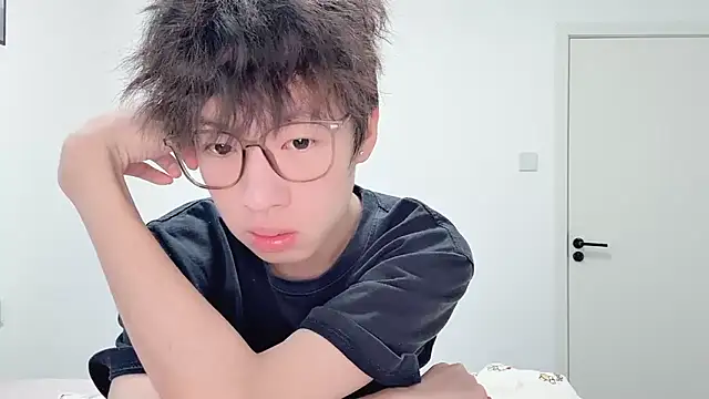 Snapshot of afahyu chatting on February 1, 2:10 am afahyu online show from February 1, 2:10 am