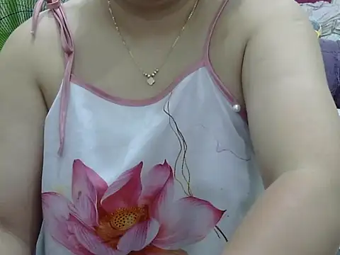 Sarah no land online show from May 16, 5:48 am