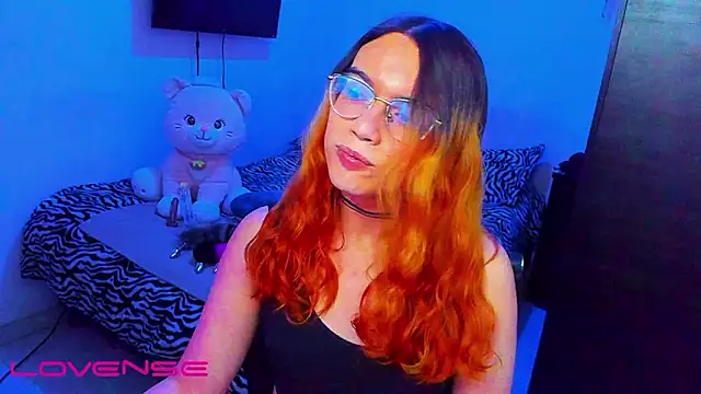 lillykittyyy online show from March 17, 3:00 am
