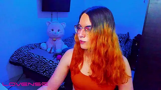 lillykittyyy online show from March 19, 3:21 am