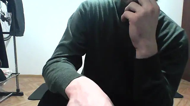 Snapshot of KaelNox chatting on March 31, 12:45 am KaelNox online show from March 31, 12:45 am