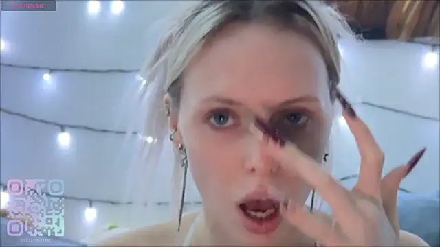 stillsweety online show from January 6, 8:23 pm