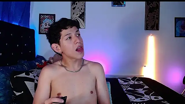 Snapshot of yorsamm_smit chatting on March 14, 12:39 am yorsamm smit online show from March 14, 12:39 am